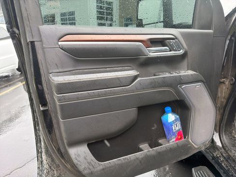 Used 2024 GMC Sierra 3500 Denali w/ Denali Reserve Package image 12