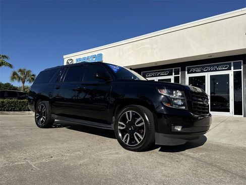 Used 2019 Chevrolet Suburban Premier w/ RST 6.2L Performance Edition image 23
