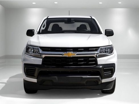 Used 2021 Chevrolet Colorado W/T w/ WT Convenience Package image 4