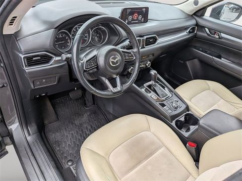 Used 2017 MAZDA CX-5 Touring w/ Preferred Equipment Package image 11