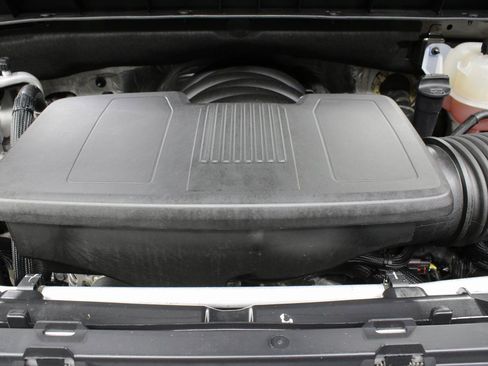 Used 2024 Chevrolet Silverado 1500 ZR2 image 33