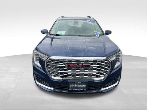 Used 2023 GMC Terrain Denali image 9