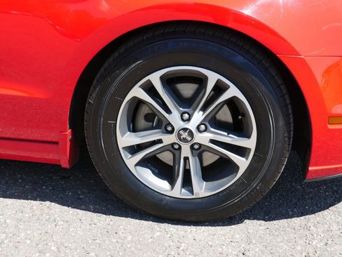 Used 2014 Ford Mustang Premium RWD image 7