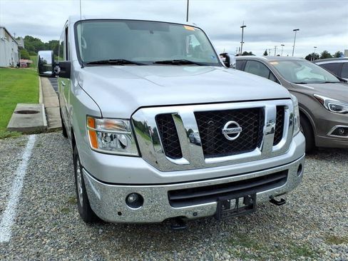 Used 2019 Nissan NV 3500 SL RWD image 11