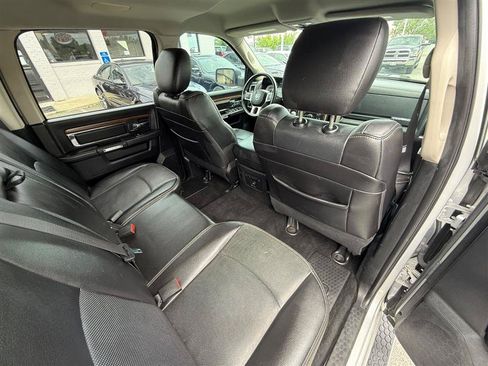 Used 2015 RAM 1500 Laramie w/ Convenience Group AWD/4WD image 25