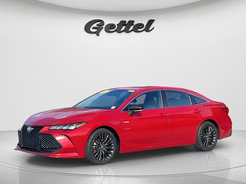 Used 2021 Toyota Avalon XSE FWD image 1