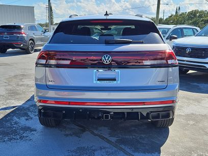 New 2026 Volkswagen Atlas Cross Sport SEL R-Line