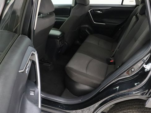 Certified 2025 Toyota RAV4 XLE image 28