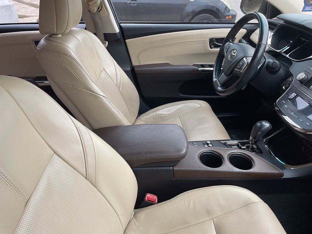 Used 2013 Toyota Avalon Limited FWD image 10