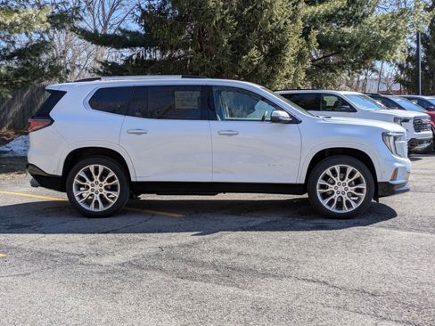 New 2026 GMC Acadia Denali w/ Super Cruise Package image 8