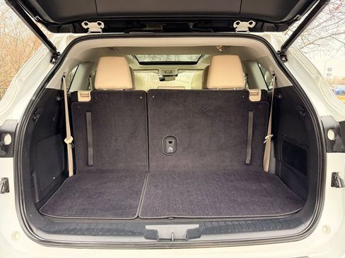 Used 2022 Toyota Highlander Platinum image 45