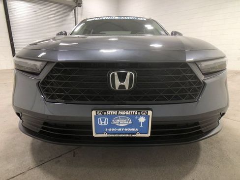 Used 2023 Honda Accord EX image 10