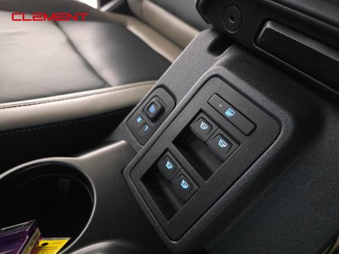 Used 2023 Ford Bronco Wildtrak image 20