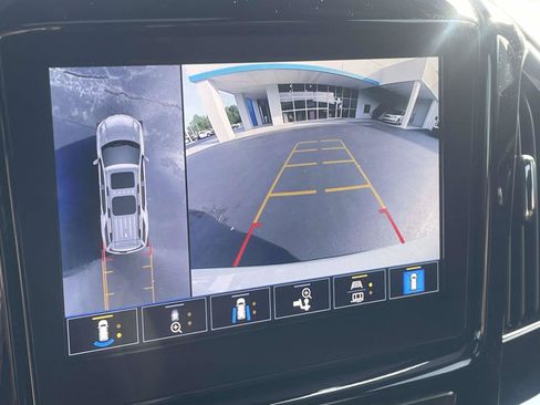 Certified 2023 Chevrolet Traverse High Country w/ LPO, Floor Liner Package FWD image 19