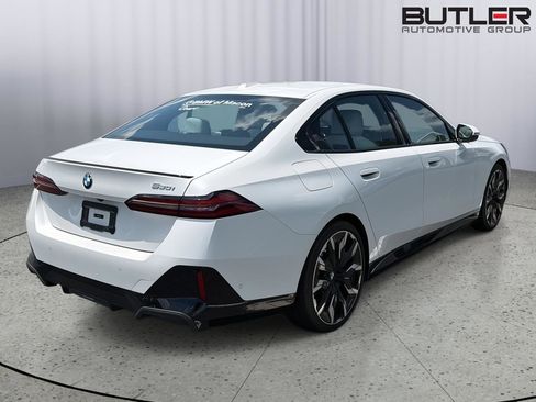 Certified 2026 BMW 530i w/ M Sport Package RWD image 6