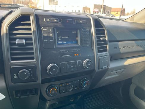 Used 2019 Ford F250 XL w/ Power Equipment Group image 11