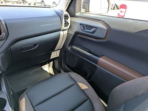 New 2026 Ford Bronco Sport Outer Banks AWD/4WD image 17