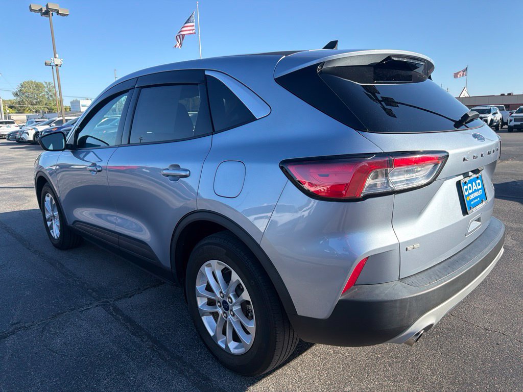 Used 2022 Ford Escape SE w/ Convenience Package FWD image 5