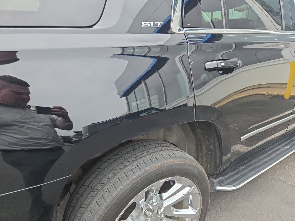 Used 2019 GMC Yukon SLT w/ Premium Edition AWD/4WD image 5