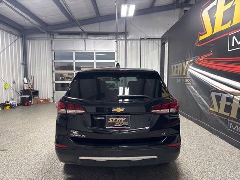 Used 2023 Chevrolet Equinox LT image 17