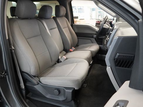 Used 2019 Ford F150 XLT w/ XTR Package image 30