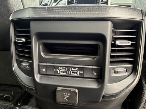 Used 2024 RAM 2500 Limited AWD/4WD image 13