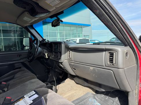 Used 2007 GMC Sierra 2500 SLE w/ Heavy-Duty Power Package image 41