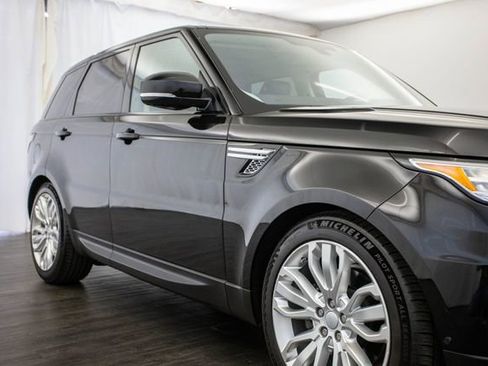 Used 2016 Land Rover Range Rover Sport HSE image 34