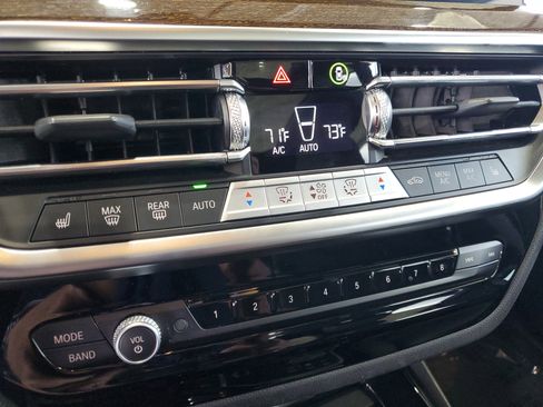 Used 2023 BMW X3 sDrive30i w/ Convenience Package image 27