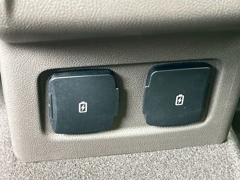 Used 2024 Lincoln Corsair FWD w/ Equipment Group 102A image 27