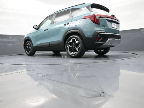 Certified 2024 Kia Seltos EX AWD/4WD image 32