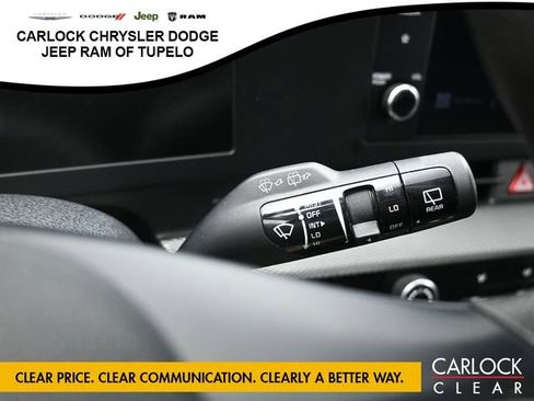 Used 2024 Kia Sportage LX image 16