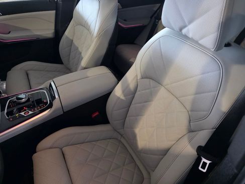 New 2026 BMW X5 xDrive40i AWD/4WD image 9