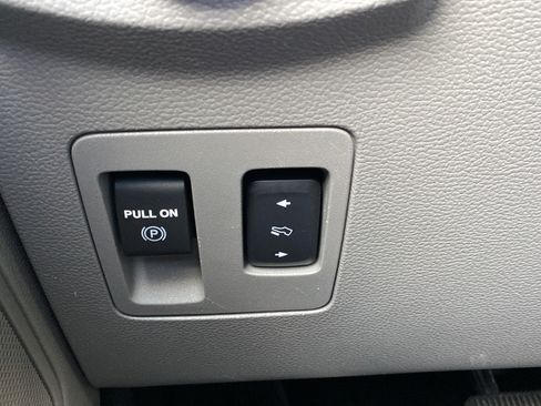Used 2018 Ford F150 XLT w/ Equipment Group 301A Mid AWD/4WD image 29