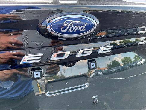 Used 2024 Ford Edge SEL AWD/4WD image 32