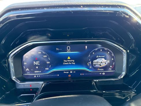 Used 2024 Chevrolet Silverado 1500 LT w/ Convenience Package II image 14