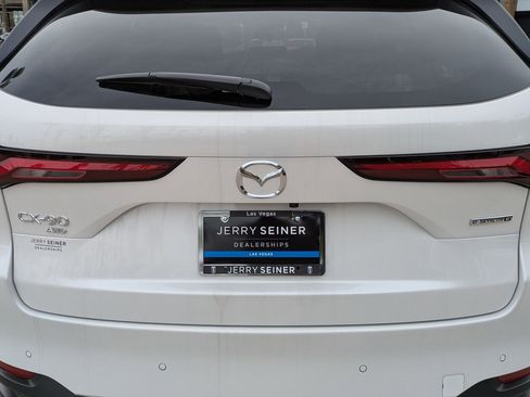 New 2026 MAZDA CX-90 3.3 Turbo w/ Preferred Package AWD/4WD image 13