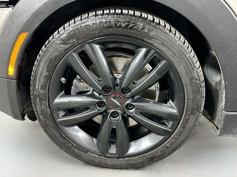Used 2017 MINI Cooper S image 29