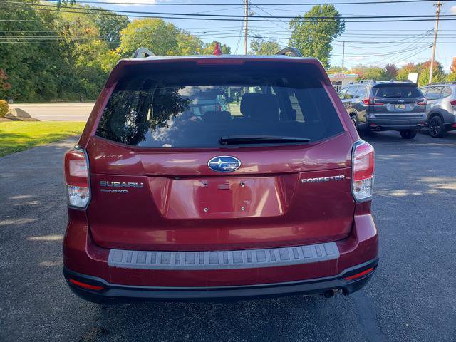 Used 2018 Subaru Forester 2.5i Premium w/ All-Weather Package AWD/4WD image 4