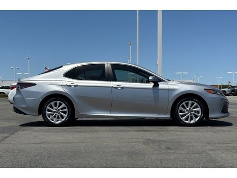 Used 2024 Toyota Camry LE FWD image 3