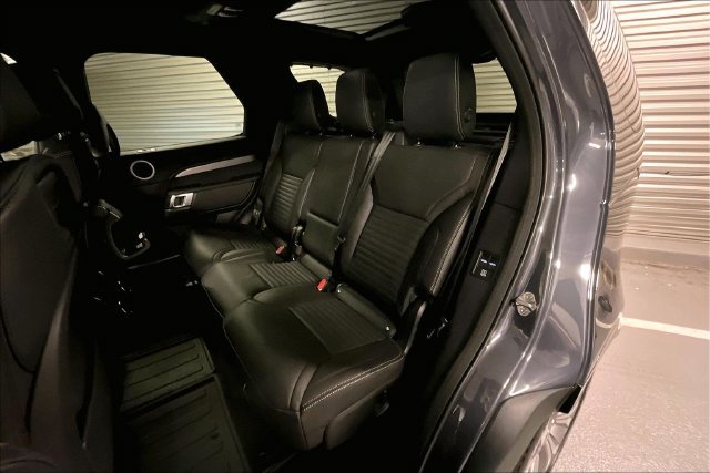 New 2026 Land Rover Discovery Limited Edition AWD/4WD image 9