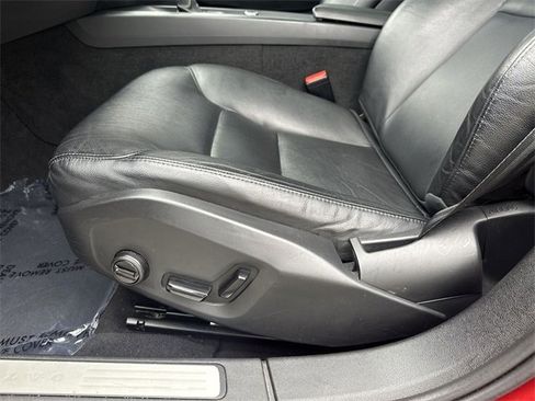 Used 2020 Volvo S60 T5 Momentum image 28