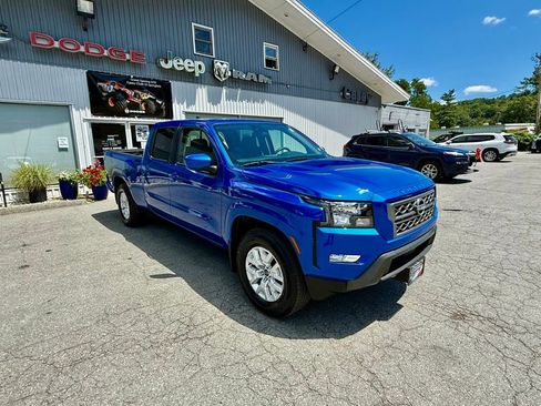 Used 2024 Nissan Frontier SV w/ Technology Package image 6