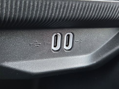 New 2026 Jeep Cherokee Overland image 19