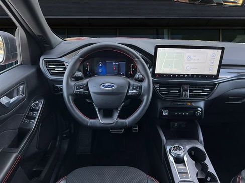 Certified 2024 Ford Escape ST-Line w/ Tech Pack #1 AWD/4WD image 12