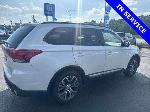 Used 2016 Mitsubishi Outlander SEL FWD image 4