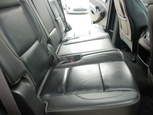 Used 2015 Chevrolet Tahoe LT RWD image 37