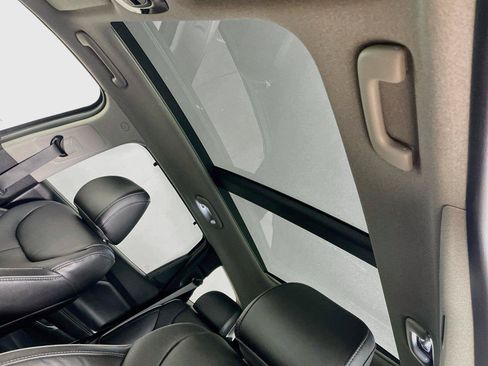 Used 2023 Hyundai Santa Fe Limited AWD/4WD image 17