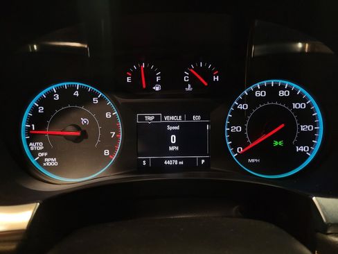 Used 2020 Chevrolet Traverse LS FWD image 23