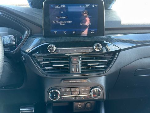 Used 2024 Ford Escape ST-Line image 25